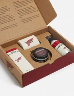 98031 Smooth Finished Leather Care Set