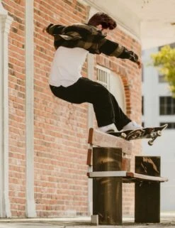 Brixton Bowery Flannel Shirt - Heather Grey/Charcoal 15 Brixton Bowery Flannel Shirt - Heather Grey/Charcoal -Fatbuddha Store bowery flannel shirt heather grey charcoal p21499 123524 medium