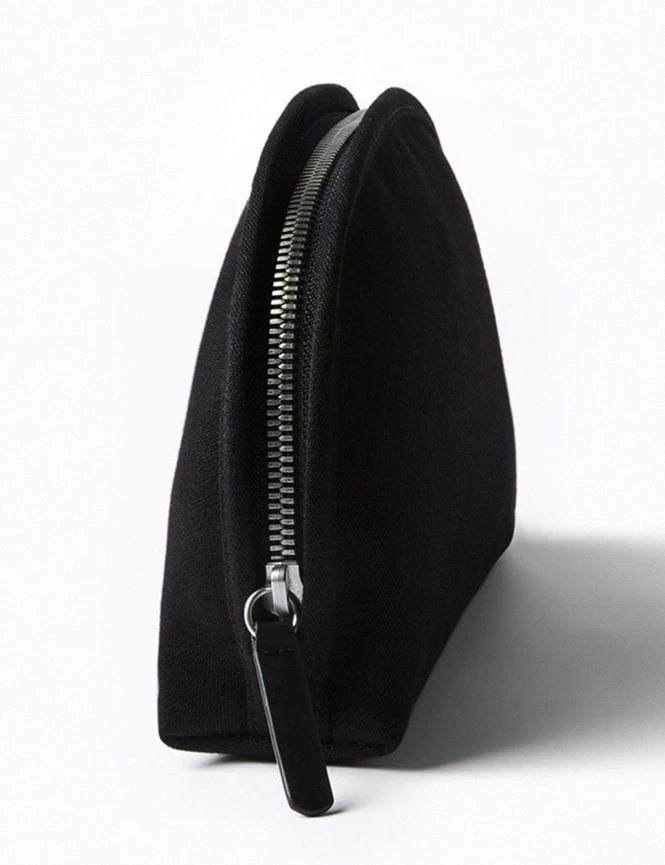 Bellroy Classic Pouch Melbourne Black – Compact Daily Essentials Tech & Travel Organizer 6 Bellroy Classic Pouch Melbourne Black – Compact Daily Essentials Tech & Travel Organizer - Image 4