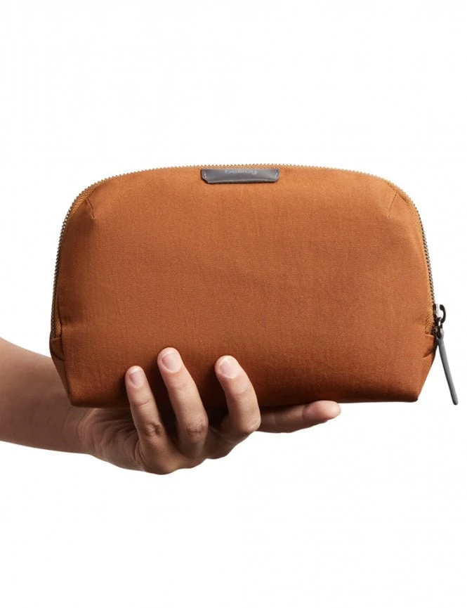 Bellroy Desk Caddy Bronze – Water-Resistant Recycled Tech Organizer 6 Bellroy Desk Caddy Bronze – Water-Resistant Recycled Tech Organizer - Image 4