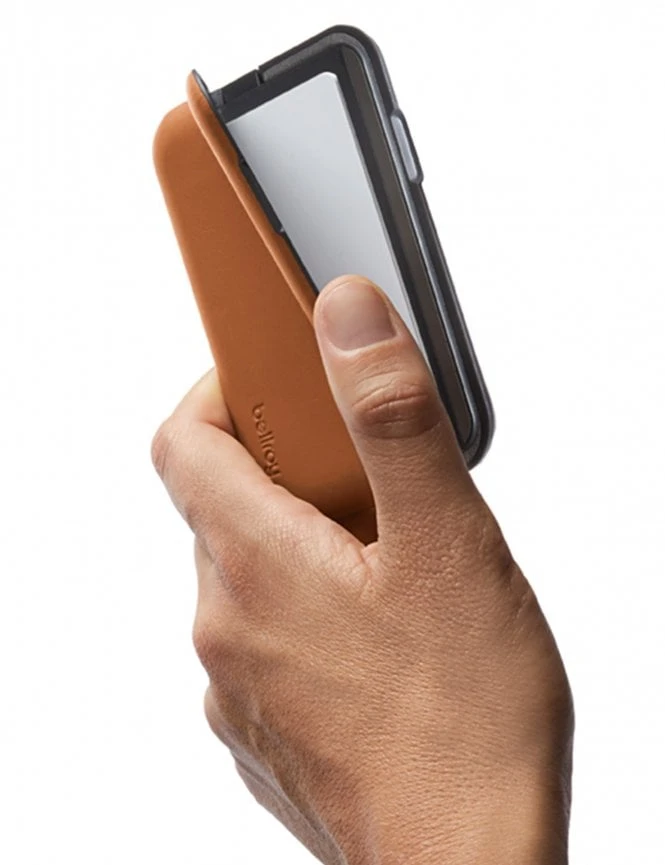 Bellroy Flip Case (2nd Edition) - Terracotta Leather Slim Magnetic Wallet 5 Bellroy Flip Case (2nd Edition) - Terracotta Leather Slim Magnetic Wallet - Image 3