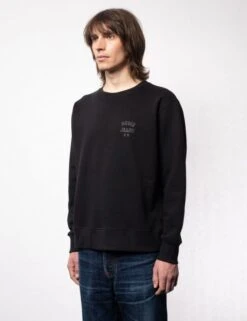 Nudie Jeans Frasse Logo Crew Sweat - Black 11 Nudie Jeans Frasse Logo Crew Sweat - Black -Fatbuddha Store frasse logo crew sweat black p30833 106422 medium
