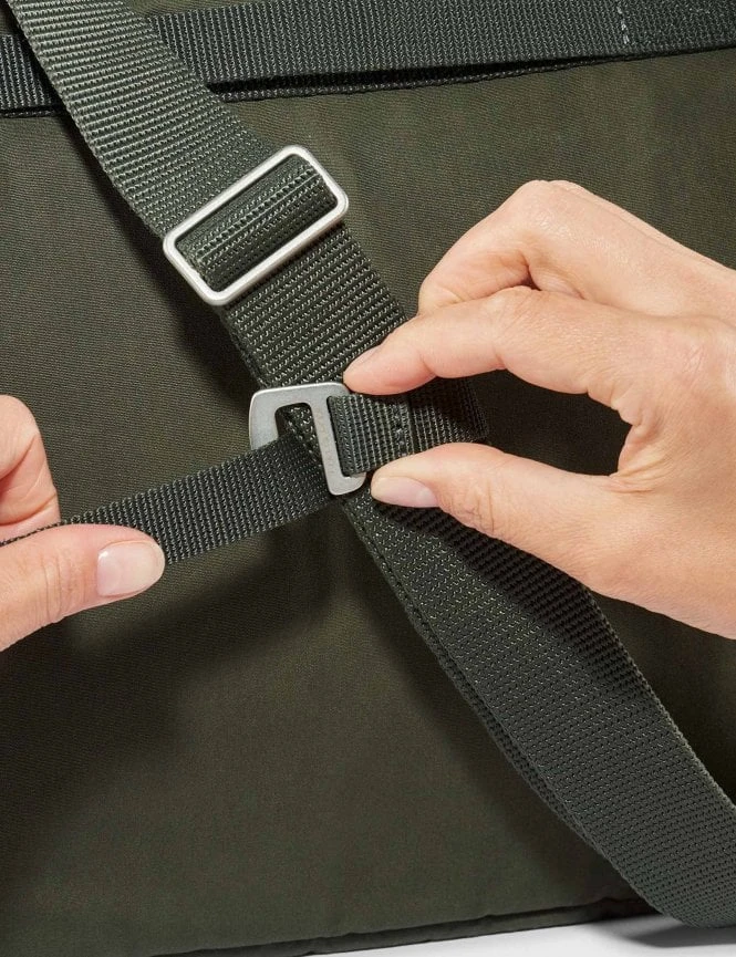 Fjallraven Greenland Shoulder Bag Small - Deep Forest G-1000 Durable Everyday Messenger 8 Fjallraven Greenland Shoulder Bag Small - Deep Forest G-1000 Durable Everyday Messenger - Image 6