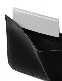 Bellroy Hide & Seek Hi Wallet - Black Premium Leather RFID Bifold 14 Bellroy Hide & Seek Hi Wallet - Black Premium Leather RFID Bifold -Fatbuddha Store hide seek hi wallet black p23550 108684 medium