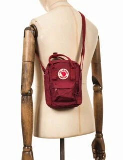 Fjallraven Kanken Sling 2.5L Crossbody Bag - Ox Red Durable Vinylon Shoulder Pack 9 Fjallraven Kanken Sling 2.5L Crossbody Bag - Ox Red Durable Vinylon Shoulder Pack -Fatbuddha Store kanken sling 2 5l bag ox red p26349 92758 medium