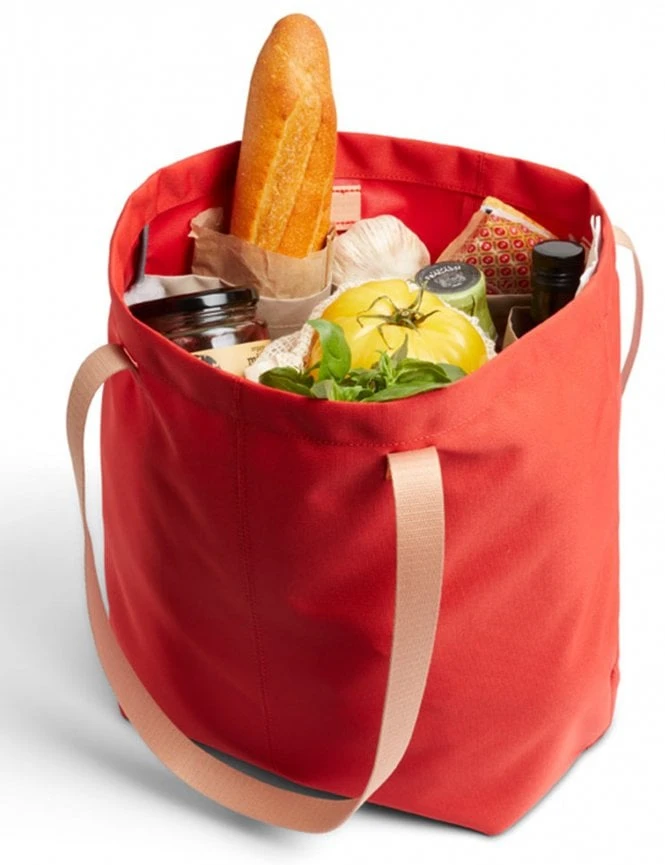 Bellroy Market 15L Tote Bag in Hot Sauce – Recycled Eco-Friendly Vegan Carryall 7 Bellroy Market 15L Tote Bag in Hot Sauce – Recycled Eco-Friendly Vegan Carryall - Image 5