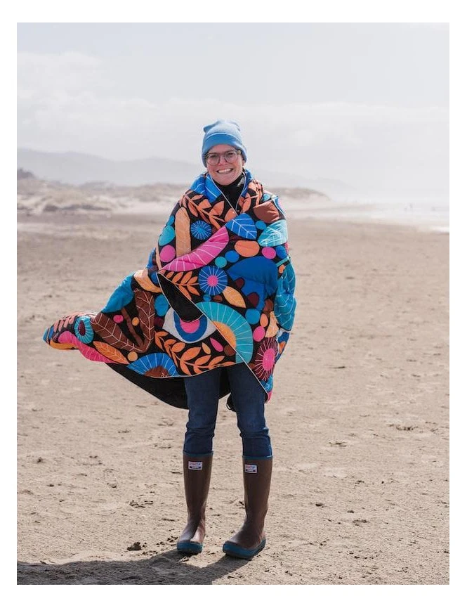 Rumpl Original Puffy Blanket - Night Garden - Lisa Congdon 9 Rumpl Original Puffy Blanket - Night Garden - Lisa Congdon - Image 7