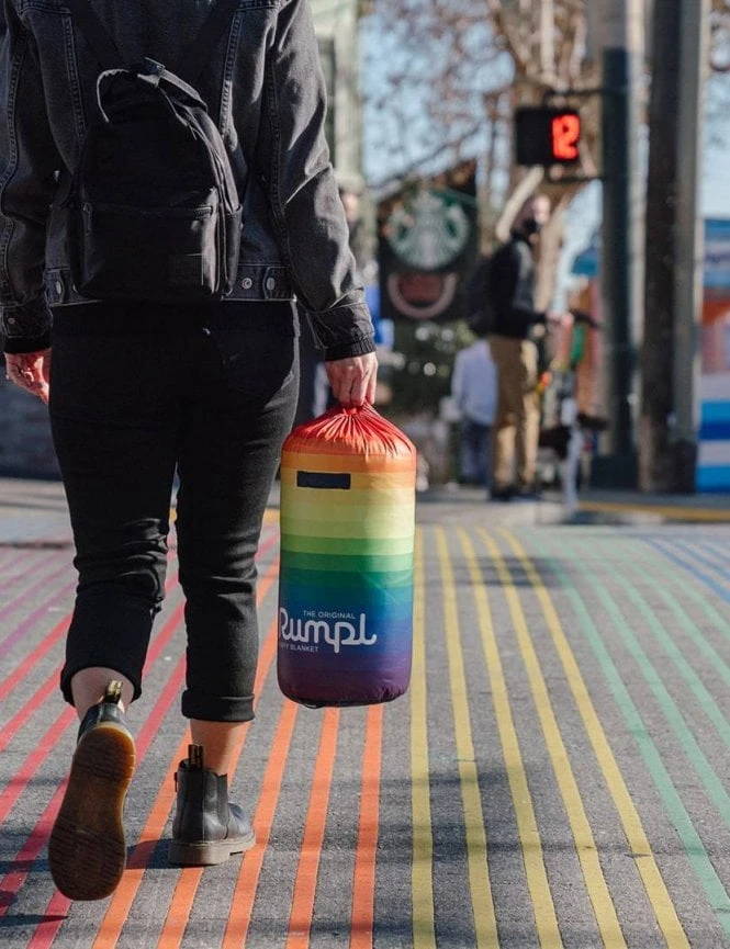 Rumpl Original Puffy Blanket in Rainbow Fade – Technical Insulated Camping Blanket 6 Rumpl Original Puffy Blanket in Rainbow Fade – Technical Insulated Camping Blanket - Image 4