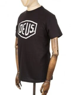 Deus Ex Machina Shield Logo Tee - Black 9 Deus Ex Machina Shield Logo Tee - Black -Fatbuddha Store shield logo tee black p12657 50105 medium