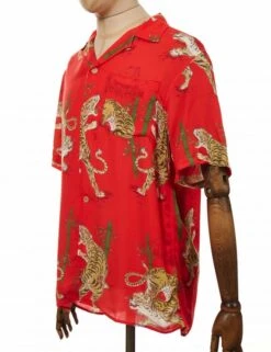 Deus Ex Machina Solstice Shirt - Poppy Red 10 Deus Ex Machina Solstice Shirt - Poppy Red -Fatbuddha Store solstice shirt poppy red p29436 101172 medium