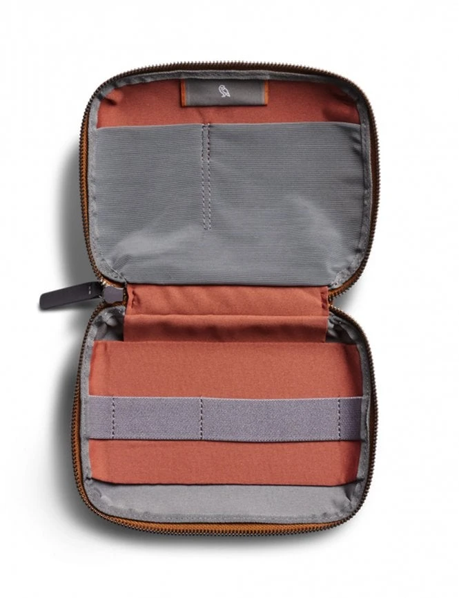 Bellroy Tech Kit Compact - Bronze - Portable Tech & Cable Organizer Pouch 5 Bellroy Tech Kit Compact - Bronze - Portable Tech & Cable Organizer Pouch - Image 3