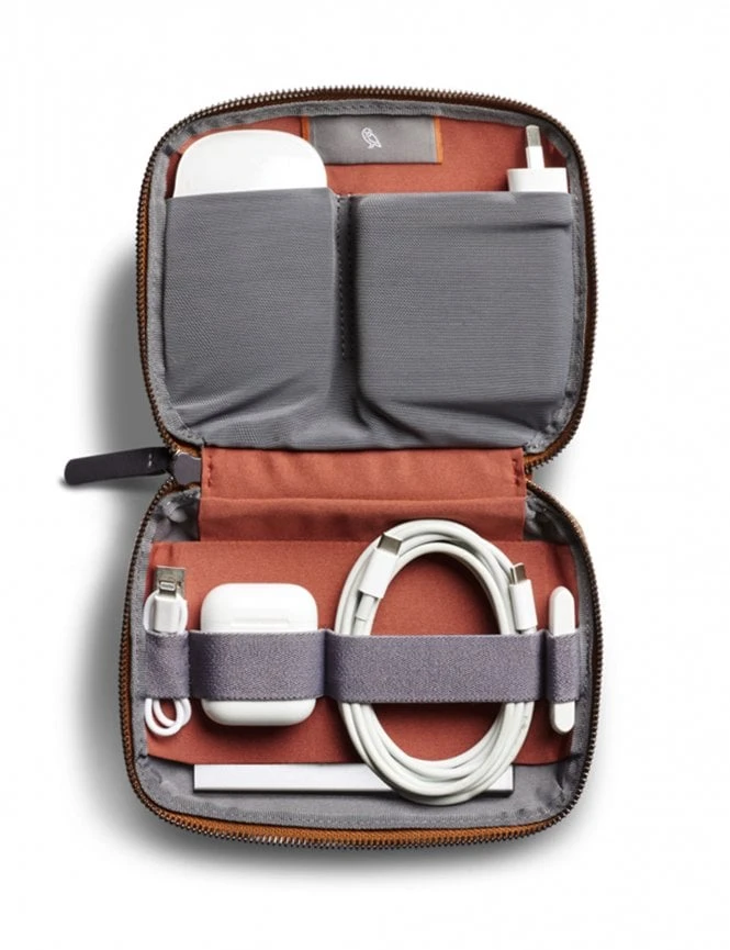 Bellroy Tech Kit Compact - Bronze - Portable Tech & Cable Organizer Pouch 6 Bellroy Tech Kit Compact - Bronze - Portable Tech & Cable Organizer Pouch - Image 4