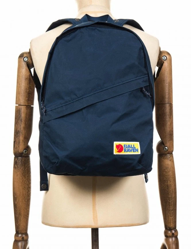Fjallraven Vardag 25L Backpack in Storm – Durable G-1000 Urban Daypack 5 Fjallraven Vardag 25L Backpack in Storm – Durable G-1000 Urban Daypack - Image 3