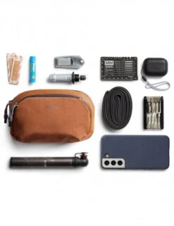 Bellroy Venture 1.5L Pouch in Bronze – Sustainable Water-Resistant EDC Crossbody Bag -Fatbuddha Store venture 1 5l pouch bronze p35754 117167 medium