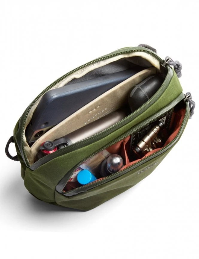 Bellroy Venture 1.5L Pouch - Ranger Green Recycled Nylon Tech Organizer 4 Bellroy Venture 1.5L Pouch - Ranger Green Recycled Nylon Tech Organizer - Image 2
