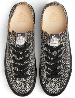 VM003 Canvas Lo Shoes - Crackled Black/White -Fatbuddha Store vm003 canvas lo shoes crackled black white p35730 123361 medium