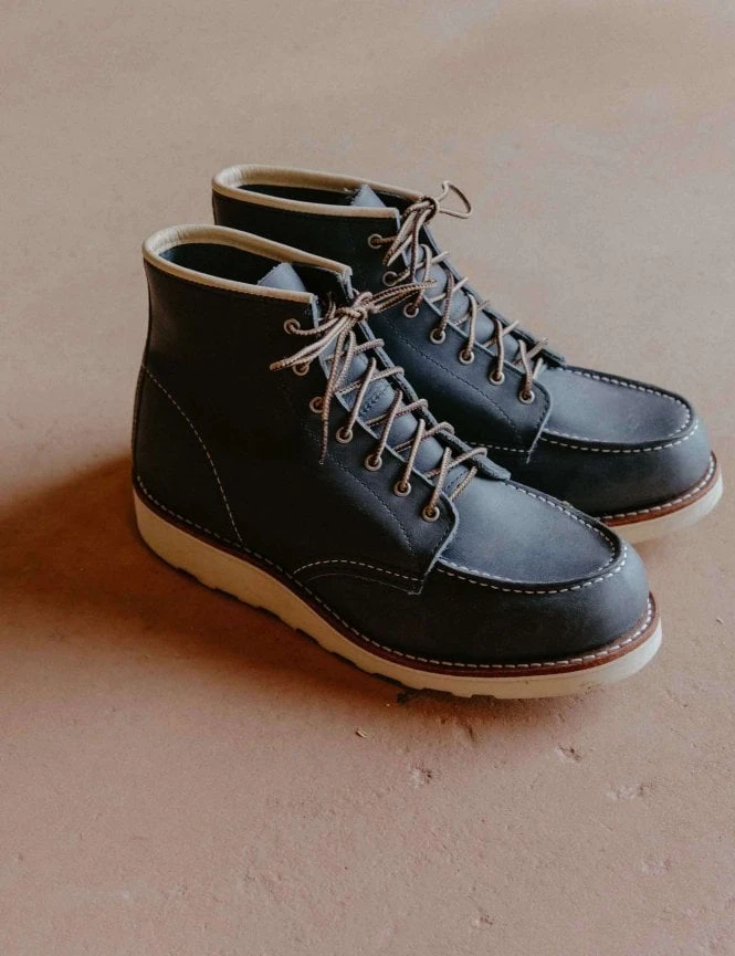 Women's 3353 Heritage 6" Moc Toe Boot - Indigo Legacy Leather 8 Women's 3353 Heritage 6" Moc Toe Boot - Indigo Legacy Leather - Image 6
