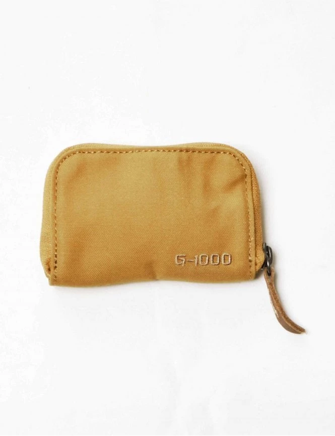 Fjallraven Zip Card Holder - Acorn 4 Fjallraven Zip Card Holder - Acorn - Image 2